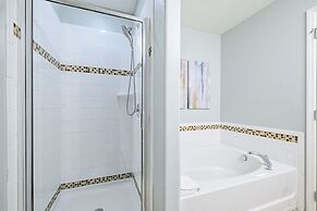 Upstay - Solterra Home w Private Pool Hot Tub