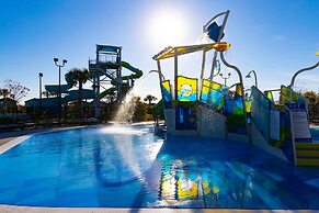 Luxury 9BR Villa Poolside Bliss n Pool Table Fun