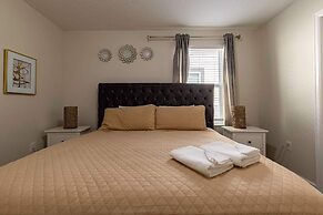 Luxury 9BR Villa Poolside Bliss n Pool Table Fun