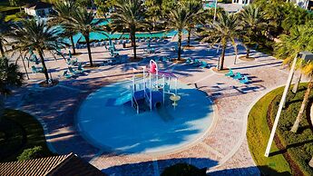 Luxury 9BR Villa Poolside Bliss n Pool Table Fun