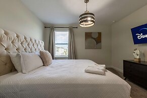 Luxury 9BR Villa Poolside Bliss n Pool Table Fun