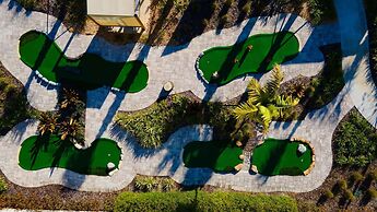 Luxury 9BR Villa Poolside Bliss n Pool Table Fun