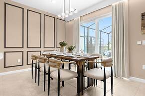 Upstay - Karaoke Mansion w Pool Cinema Themed Rooms