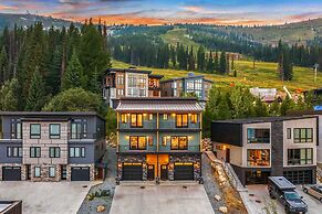 Selkirk Chalet in Sandpoint