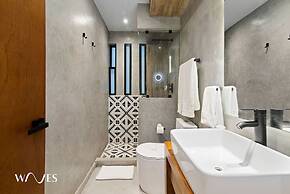 Ocean Breeze Loft Steps Away From Hotel Zone