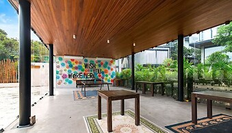 Ocean Breeze Loft Steps Away From Hotel Zone