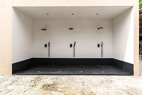 Ocean Breeze Loft Steps Away From Hotel Zone