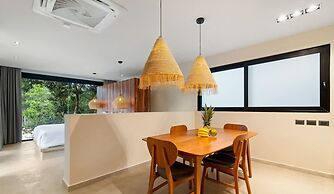 Ocean Breeze Loft Steps Away From Hotel Zone