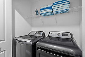 Relaxing Getaway Near Disney With Pool Themed Rooms