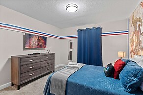 Relaxing Getaway Near Disney With Pool Themed Rooms