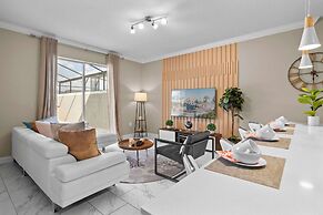 Relaxing Getaway Near Disney With Pool Themed Rooms