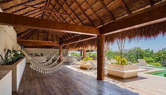 Jungle View 1 Br Apt Amazing Infinity Pool