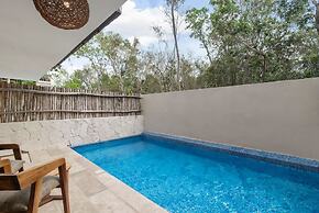 Best Private Pool 1 Full BR 2sofabeds Amenities