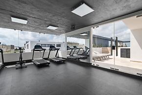 Best Private Pool 1 Full BR 2sofabeds Amenities