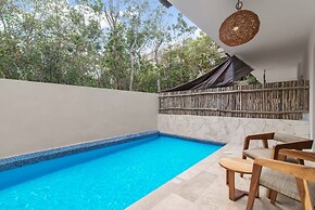 Best Private Pool 1 Full BR 2sofabeds Amenities