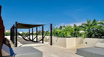 2 BR With Private Pool Spacious Green Areas by Waves Management