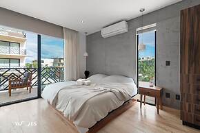 2 BR Apartment With Spacious Loft Close From Beach Zone