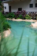 2 BR Apartment With Spacious Loft Close From Beach Zone