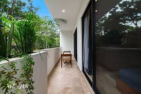 1 Br LX Amenities Prime Location