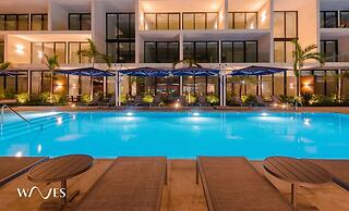 2 Br Steps Away From the Beach Heated Pool