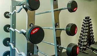 2 Br Roof w Infinity Pool Jacuzzi Spacious