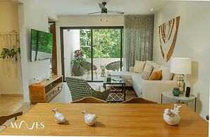 2 Br Roof w Infinity Pool Jacuzzi Spacious