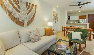 2 Br Roof w Infinity Pool Jacuzzi Spacious