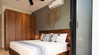 1 Br Great Located Pool Gym Coworking