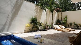 Exclusive Apt w Private Pool Surround Speakers