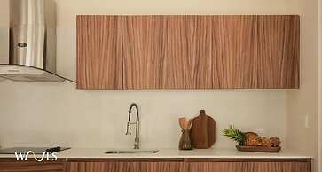 Exclusive Apt w Private Pool Surround Speakers