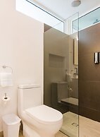 1 Rec Steps From the Beach Rooftop Pool