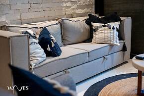 Spacious 3 Br w Private Pool Exclusive Gym