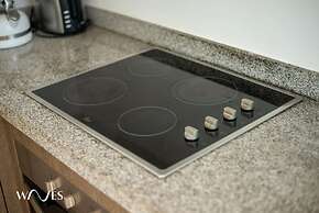 2 Br Luminous and Spacious Pool View Apt