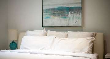 2 Br Luminous and Spacious Pool View Apt