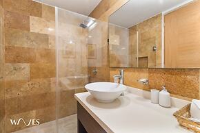 Luminous 1 Br Steps Away From the Beach