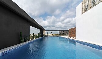 Great Located w Private Pool Fully Equipped Gym