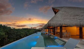 Premium Apartment W Private Pool Garden