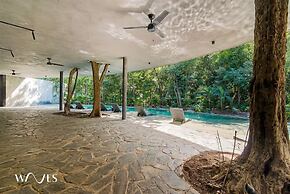 2 Br PH w Private Pool in Luxury Gated Community
