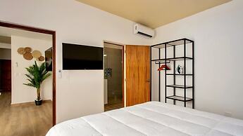 Great Located Spacious 2 BR Apartment With Amazing Terrace by Waves Ma