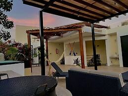Great Located Spacious 2 BR Apartment With Amazing Terrace by Waves Ma