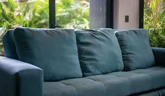 2BR w Private Pool - Steps Away From the Beach