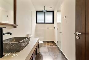 2BR w Private Pool - Steps Away From the Beach