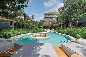 2BR w Private Pool - Steps Away From the Beach