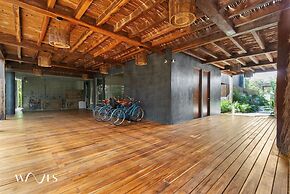 2BR w Private Pool - Steps Away From the Beach