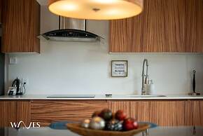 Colorful Perfect Located 2 Br w Great Amenities