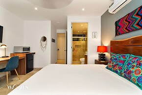 Colorful Perfect Located 2 Br w Great Amenities