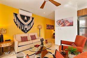 Colorful Perfect Located 2 Br w Great Amenities