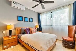 Colorful Perfect Located 2 Br w Great Amenities