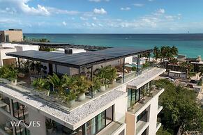 3 Br Ocean Front PH With Stunning Views