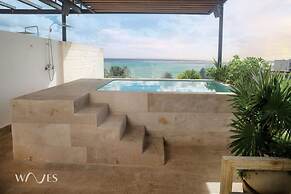 3 Br Ocean Front PH With Stunning Views